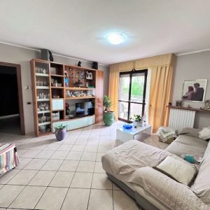 Quadrilocale con giardino